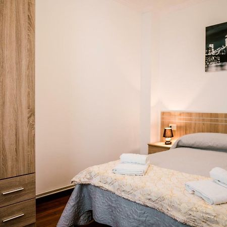 Apartamentos Enteros O Lagar Melide Extérieur photo